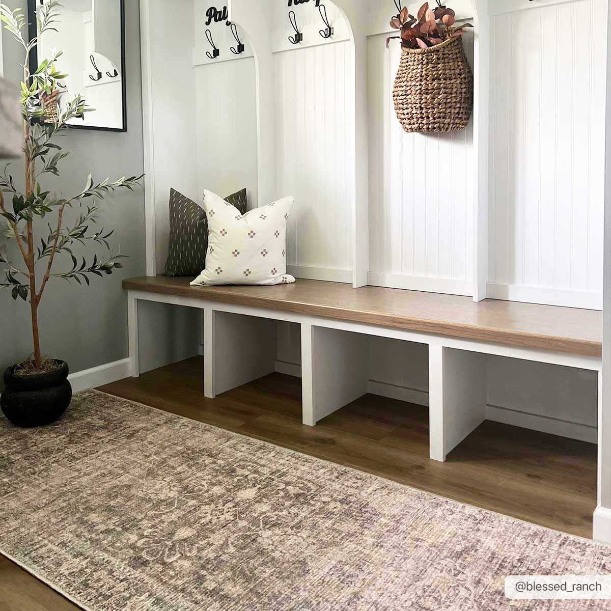 Bela Area Rug  Machine Woven  Traditional Style  Dark Multi