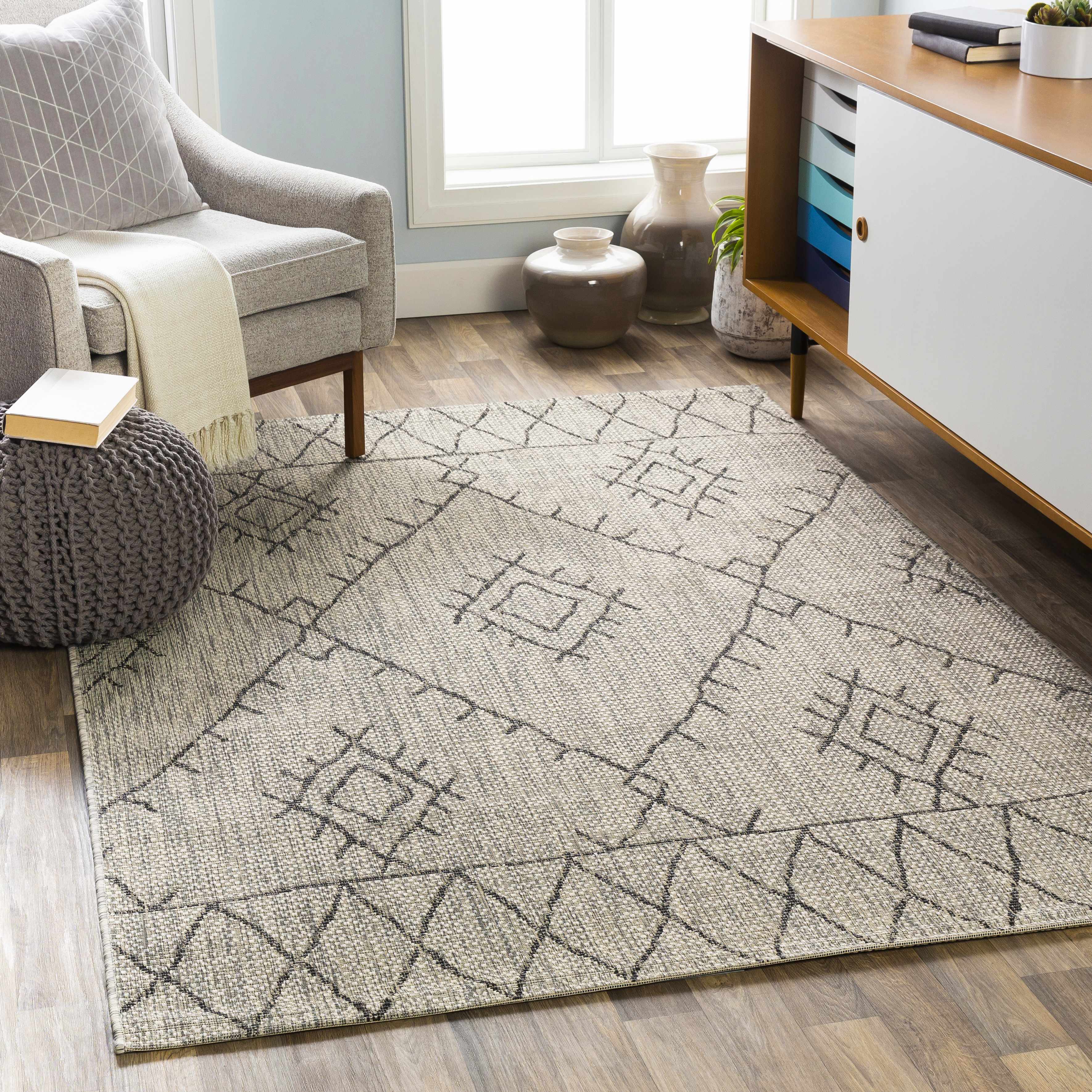 Bristol Outdoor Rug  Machine Woven  100% Polypropylene