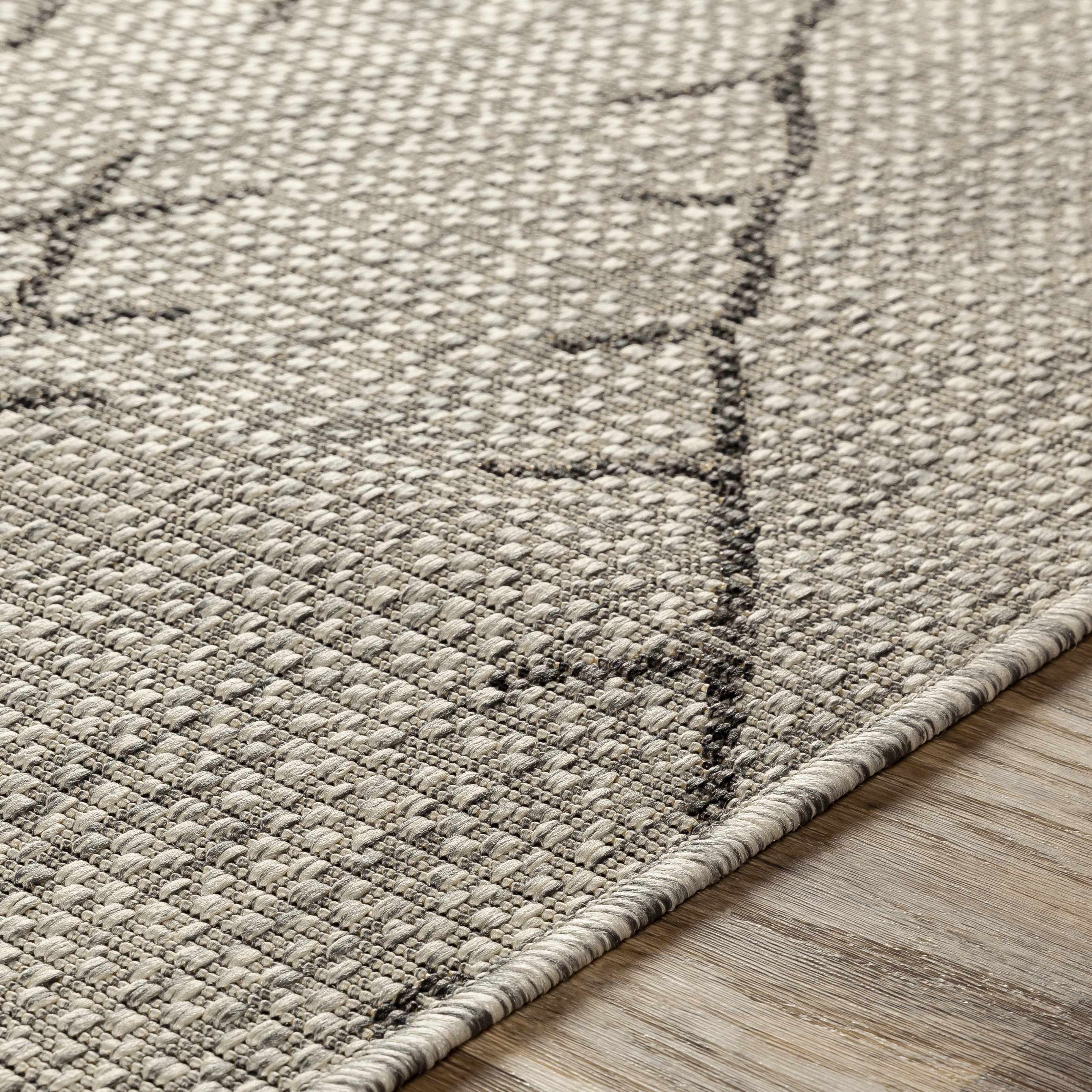 Bristol Outdoor Rug  Machine Woven  100% Polypropylene