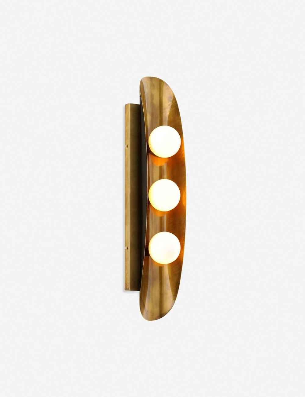Nexa Wall Sconce | Vintage Curved Metal Shade