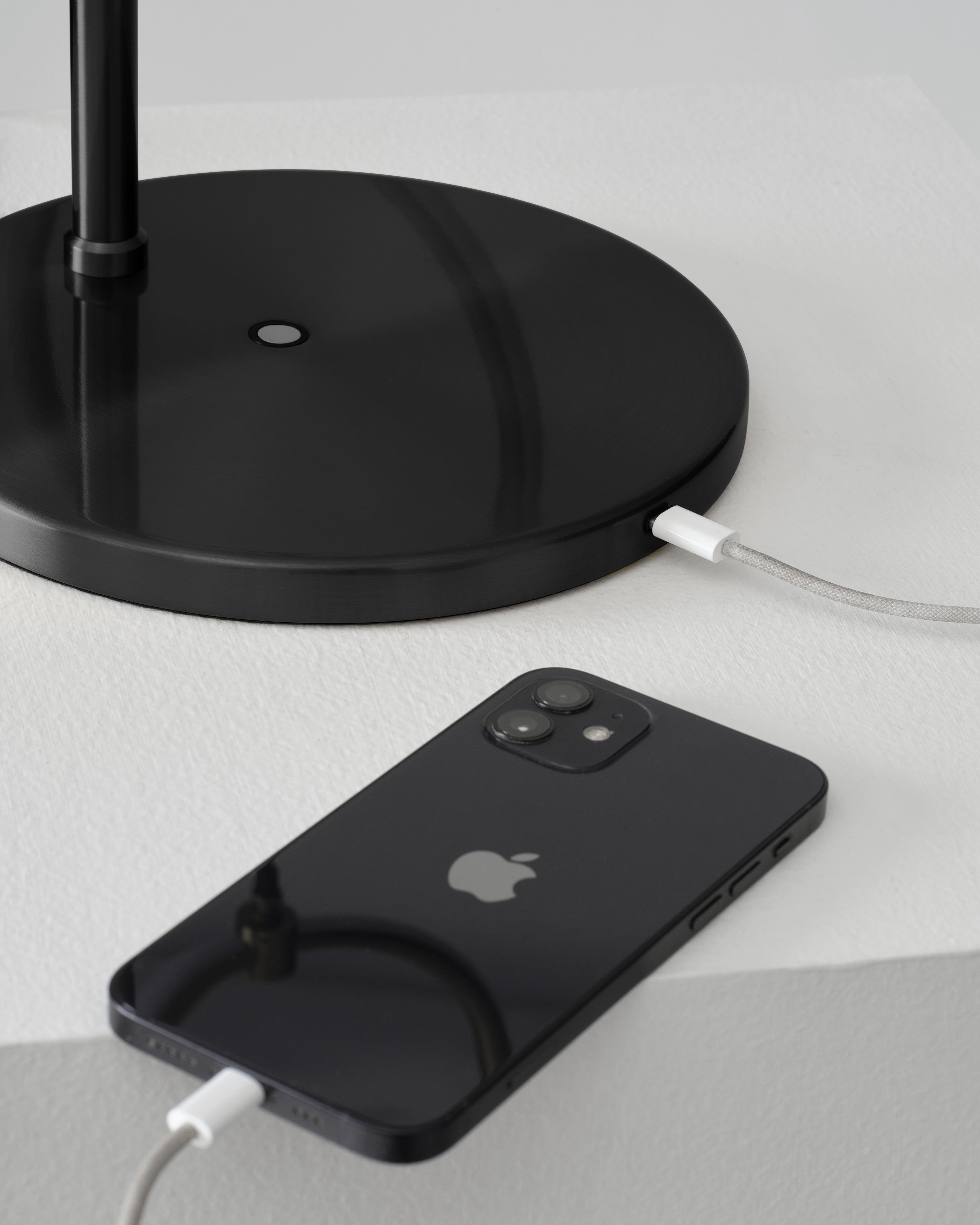 Navi RGB Table Lamp | Color-Changing, Matte Black Finish