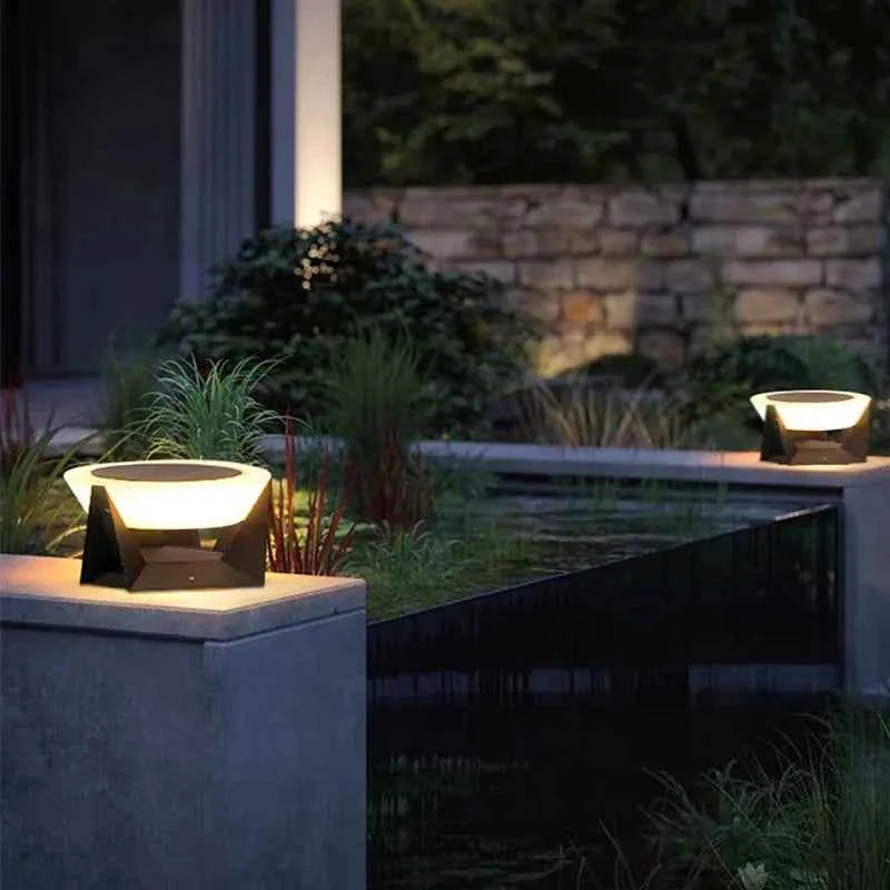 Helio Solar Lamp | Modern Outdoor Lighting, Weather-Resistant