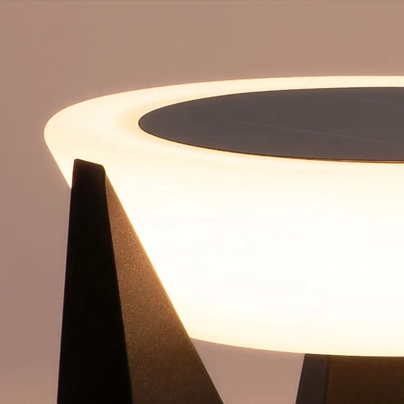 Helio Solar Lamp | Modern Outdoor Lighting, Weather-Resistant