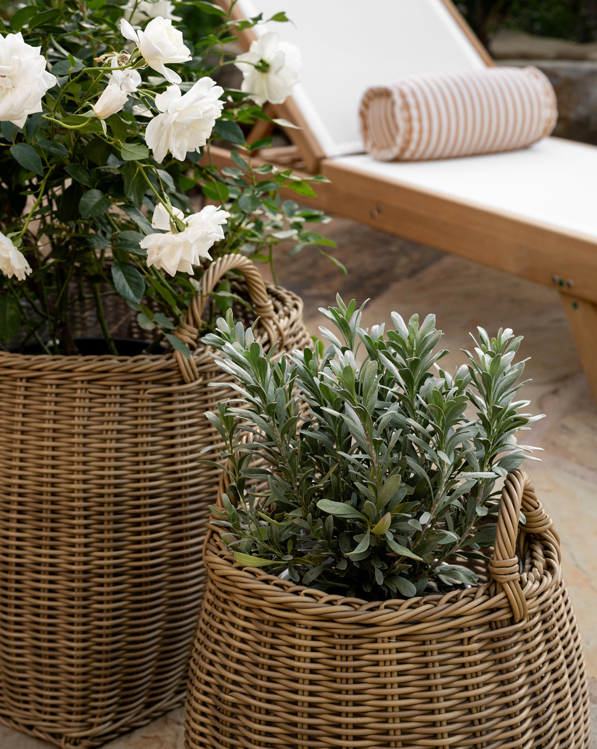 Bela Planter Basket  Lightwash Poly-Rattan with Handles
