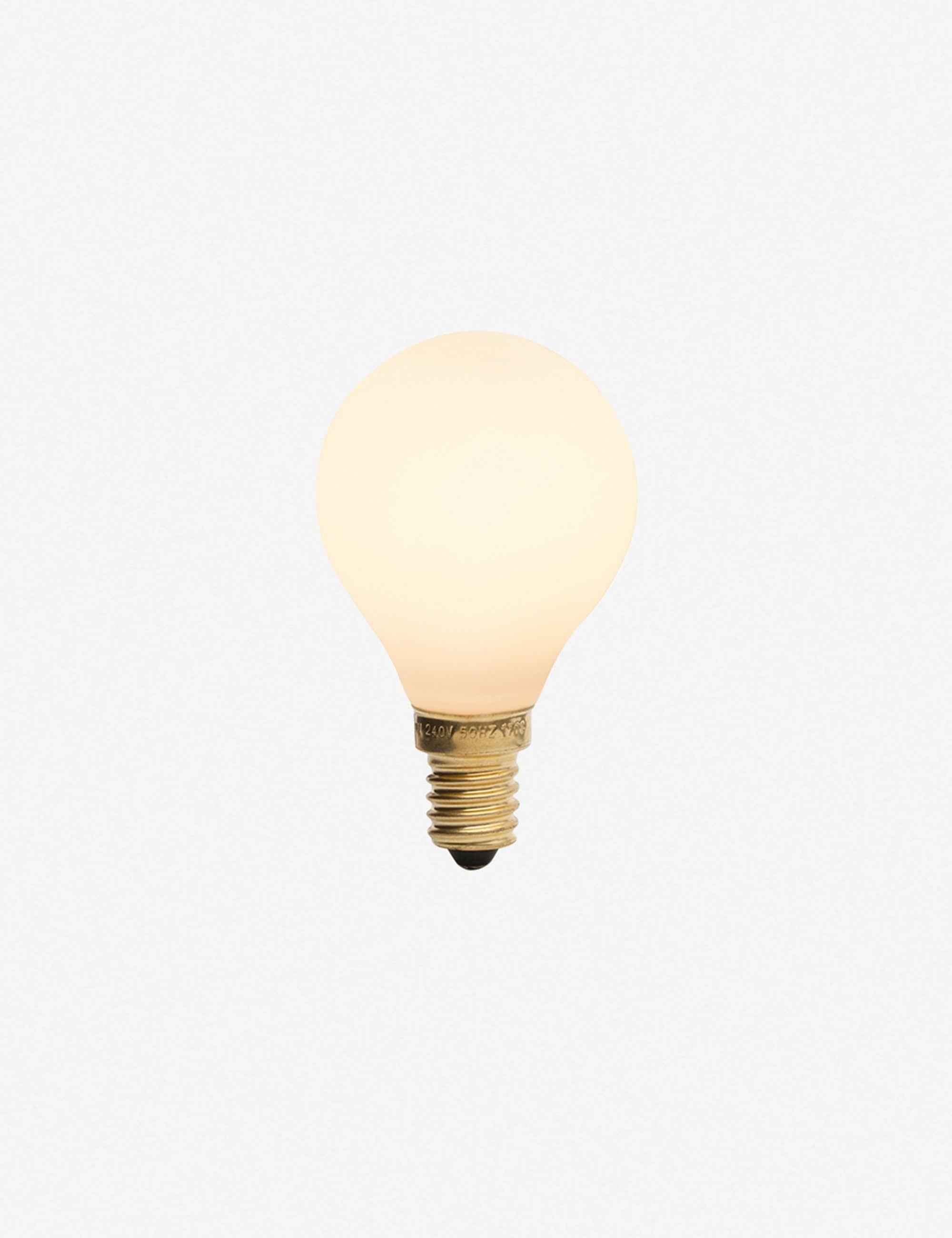 Polo LED Bulb Set | Matte White, Even Diffused Light