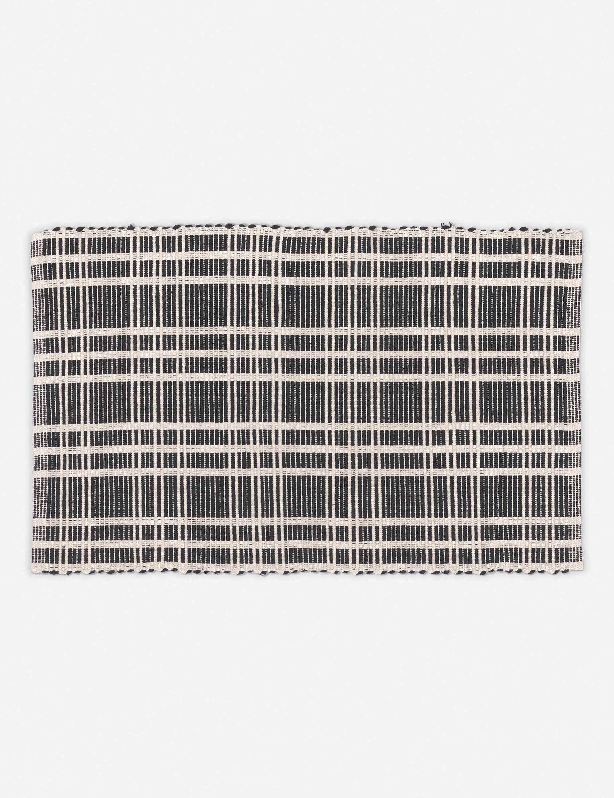 Rika Cozy Mat | 100% Cotton, Checkerboard Design