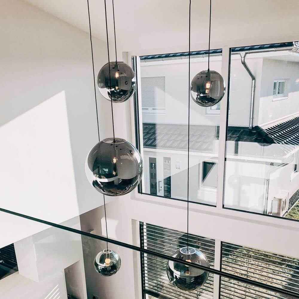 Bola Gallery Light | 5m Suspension, Mouth-Blown Glass