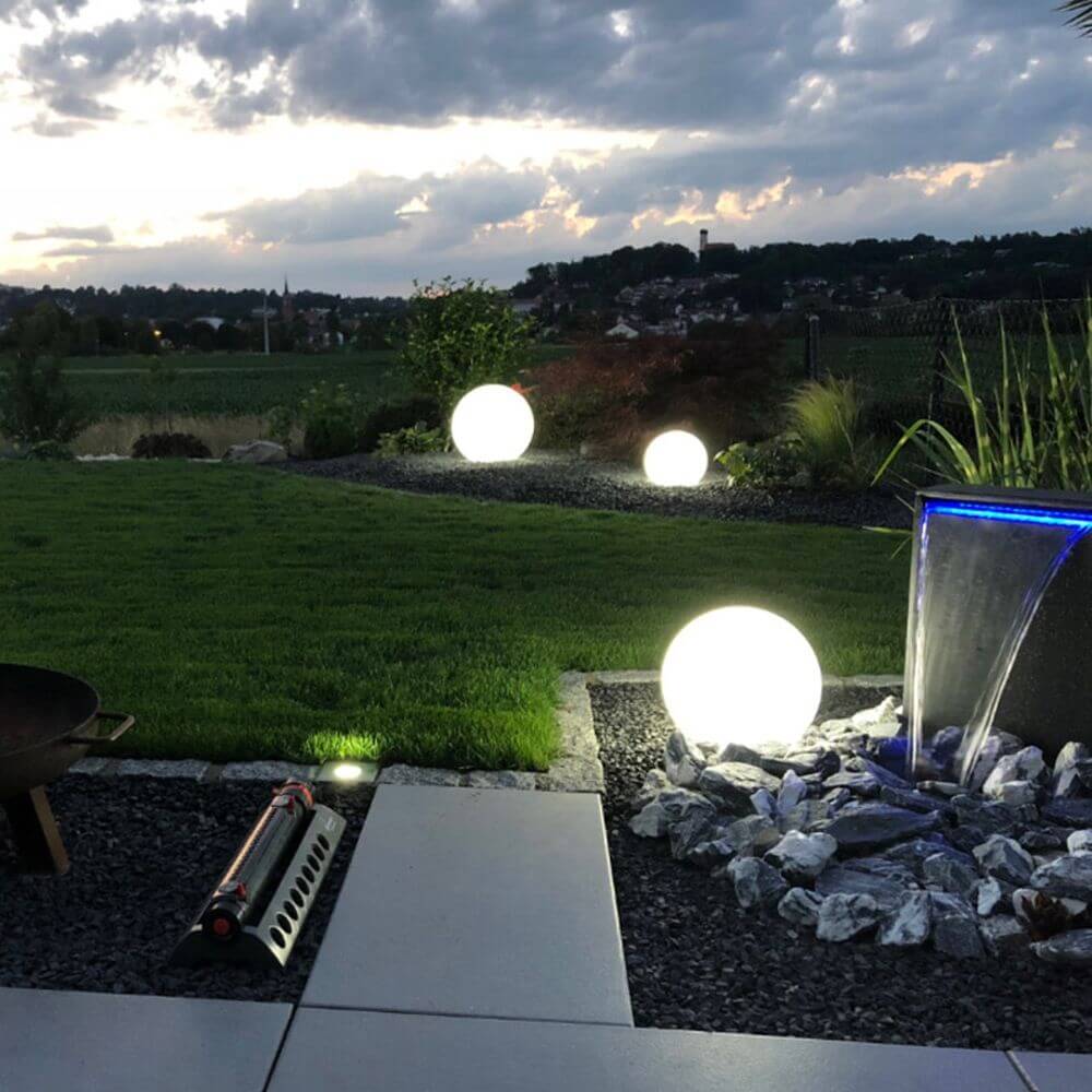 Bello Globe Light | Durable Outdoor Sphere, UV Resistant