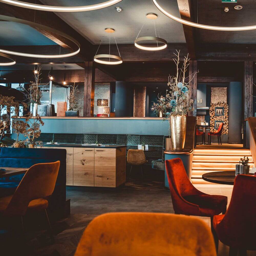 Bela LED Pendant Light | Dimmable, Customizable RAL Colors