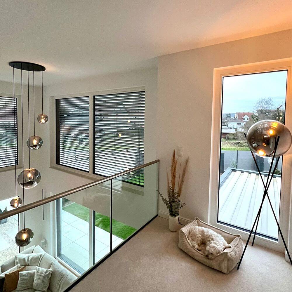 Bello Pendant Light | Hand-Blown Glass, 5m Suspension