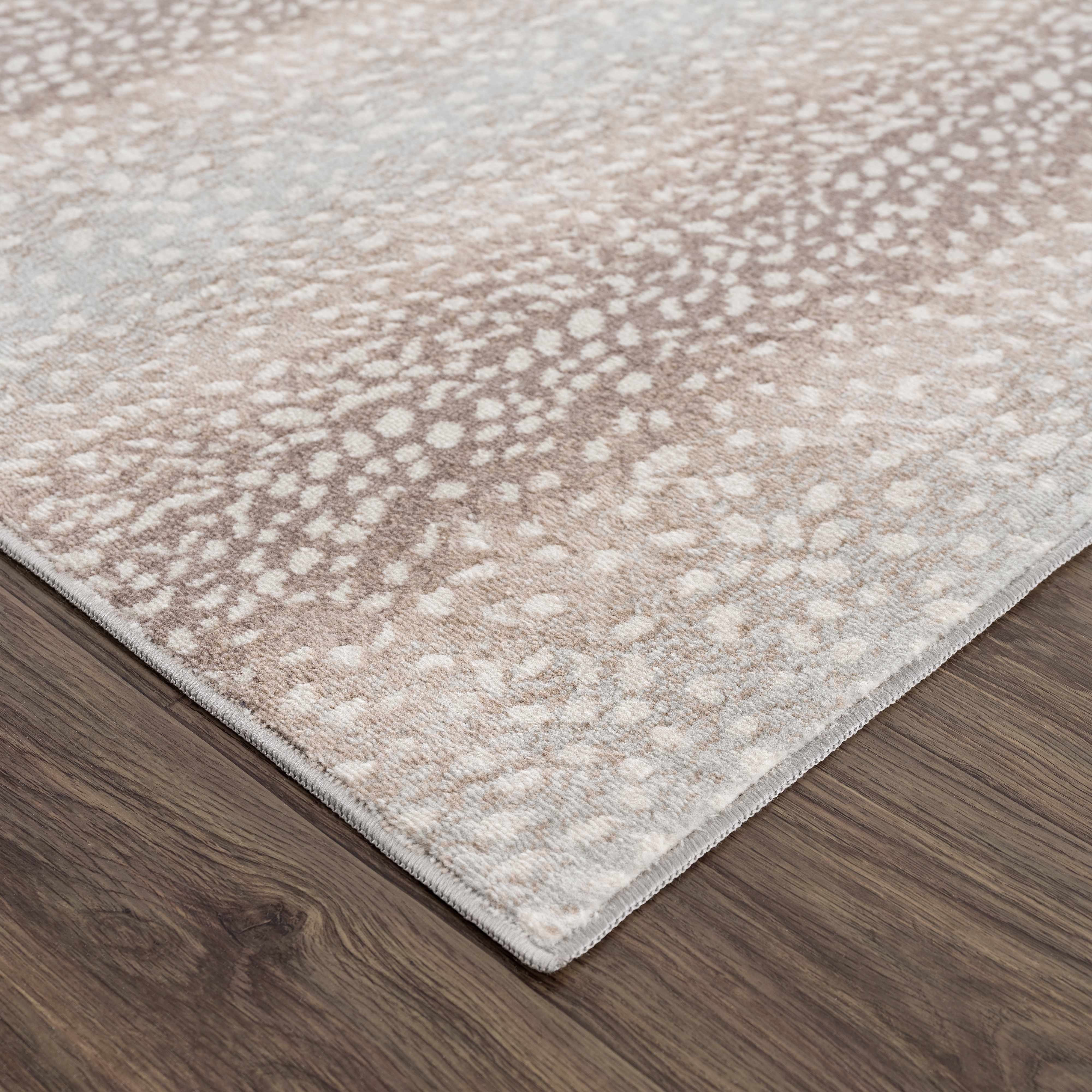 Bela Leopard Print Rug  Medium Pile, 100% Polypropylene