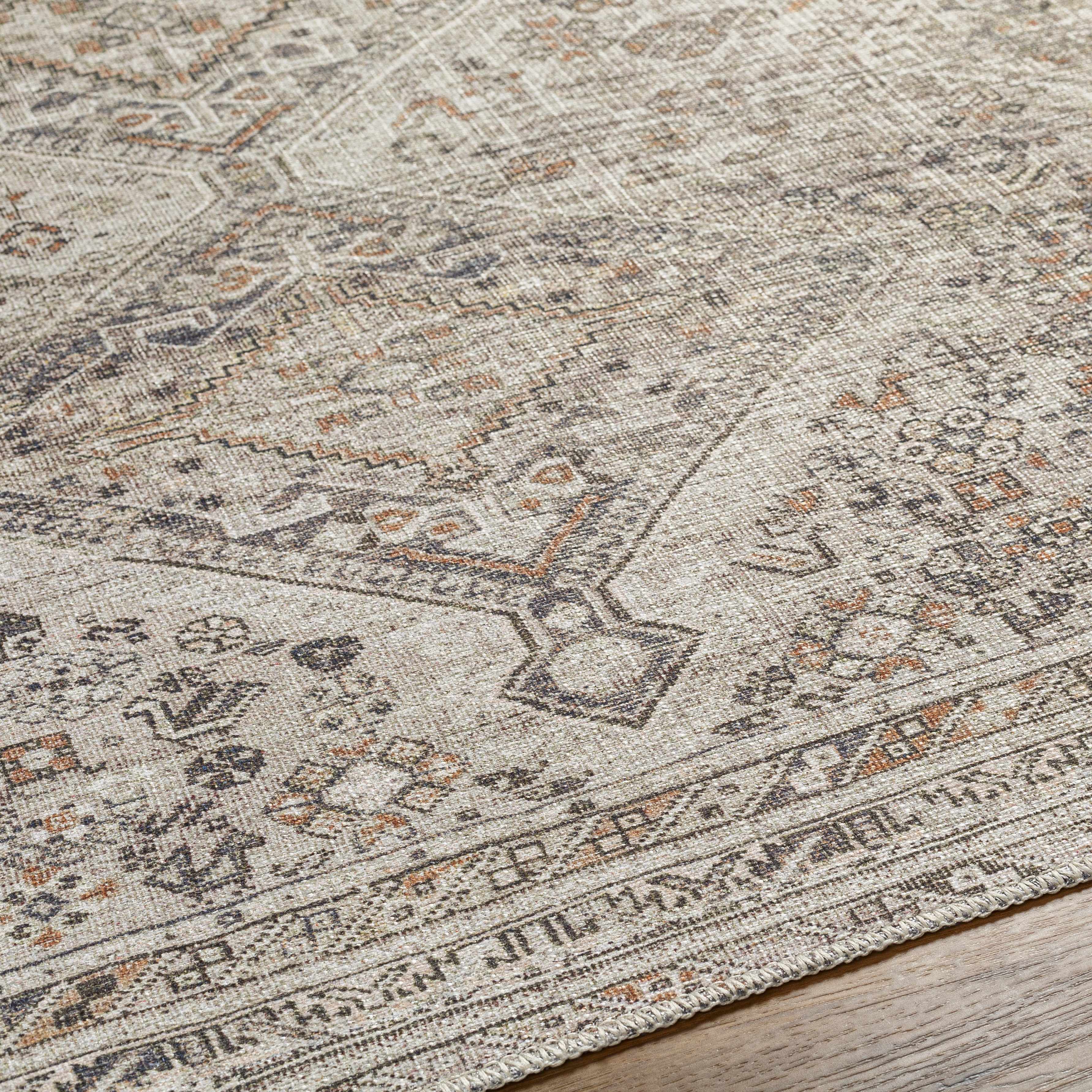 Bela Washable Rug  Machine Woven  100% Polyester  Traditional Style