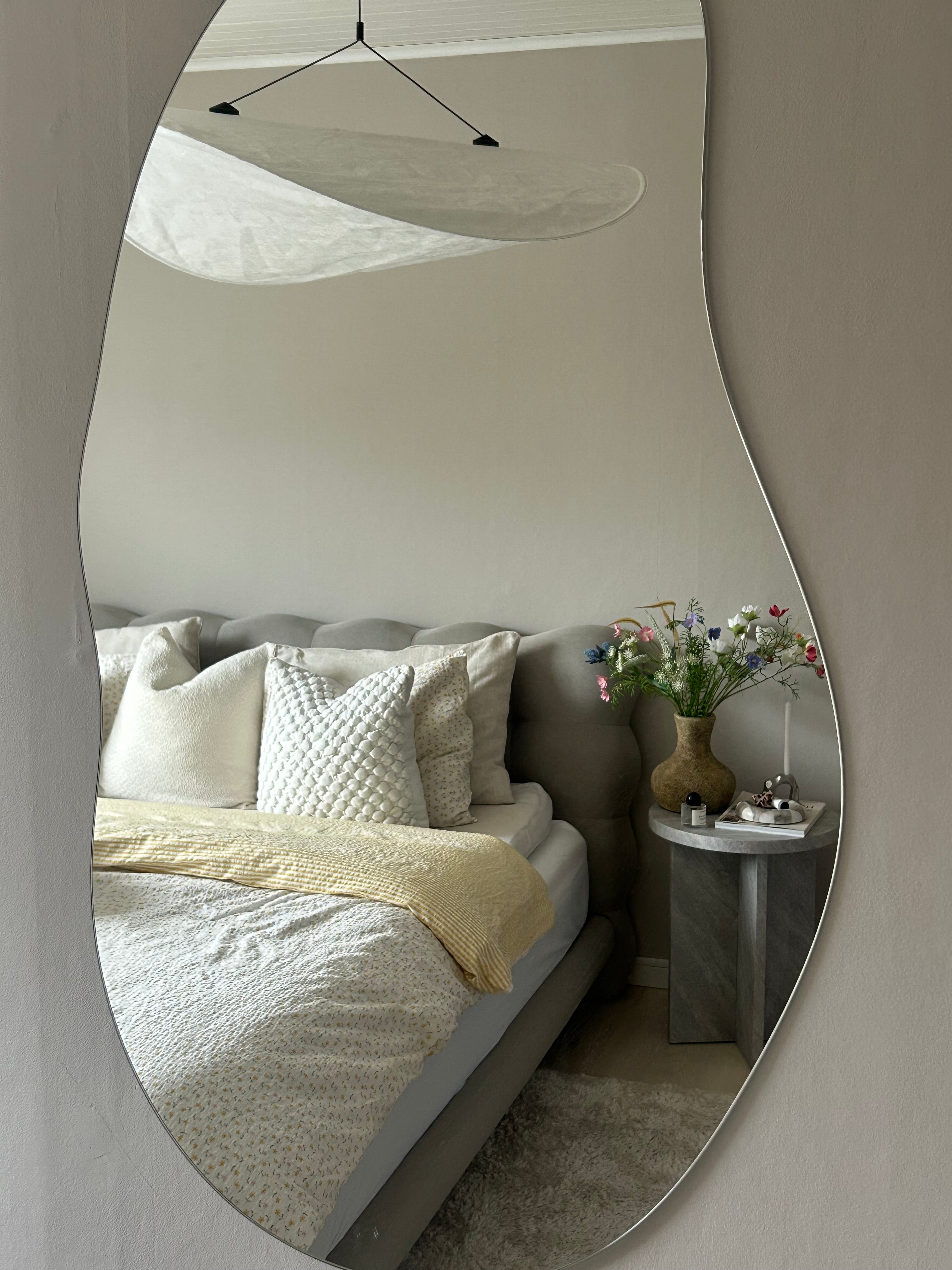 Bela Ceiling Lamp | White Tyvek Pendant, Cloud-Shaped Shade