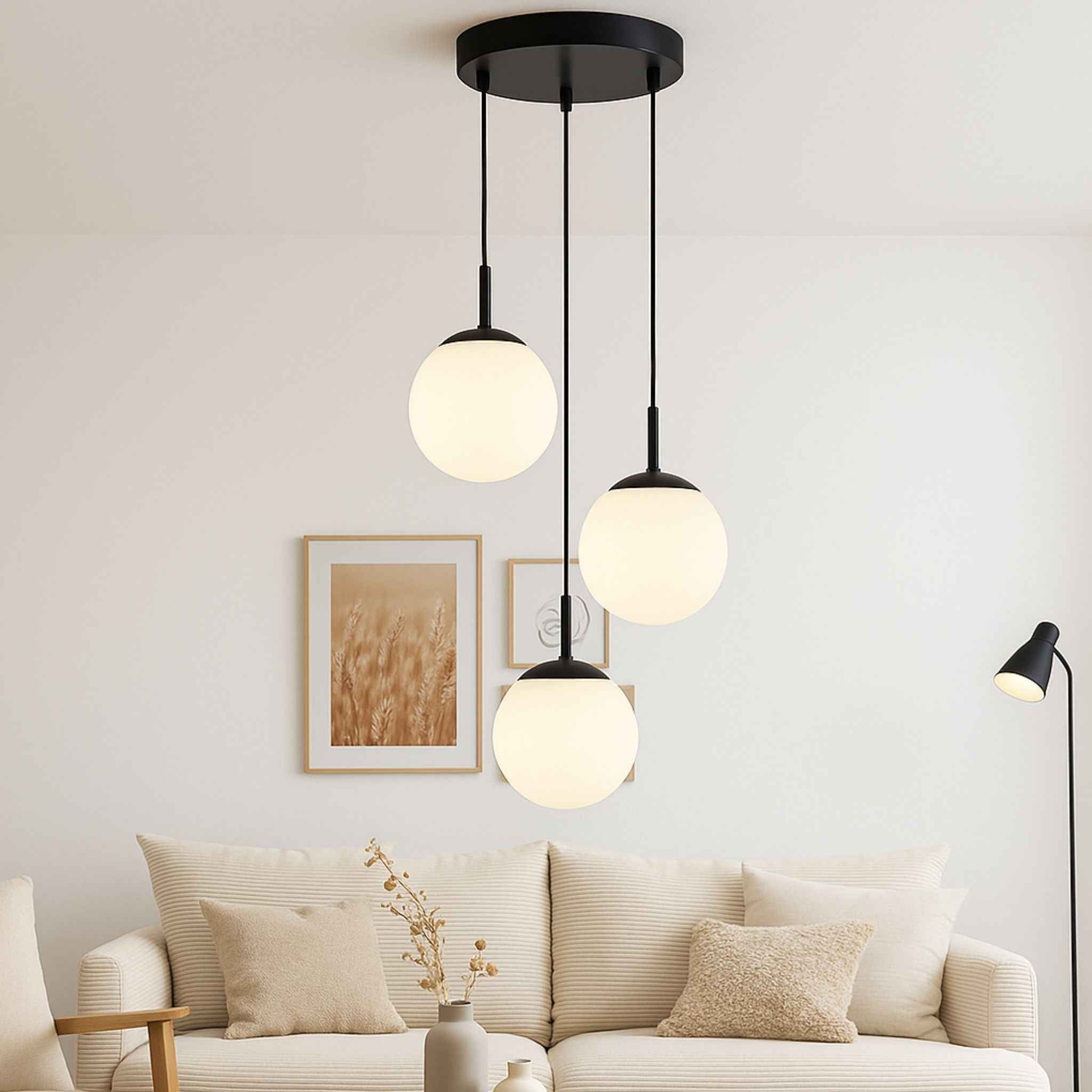Bello Ceiling Lamp | Black Pendant with 3 Glass Globes
