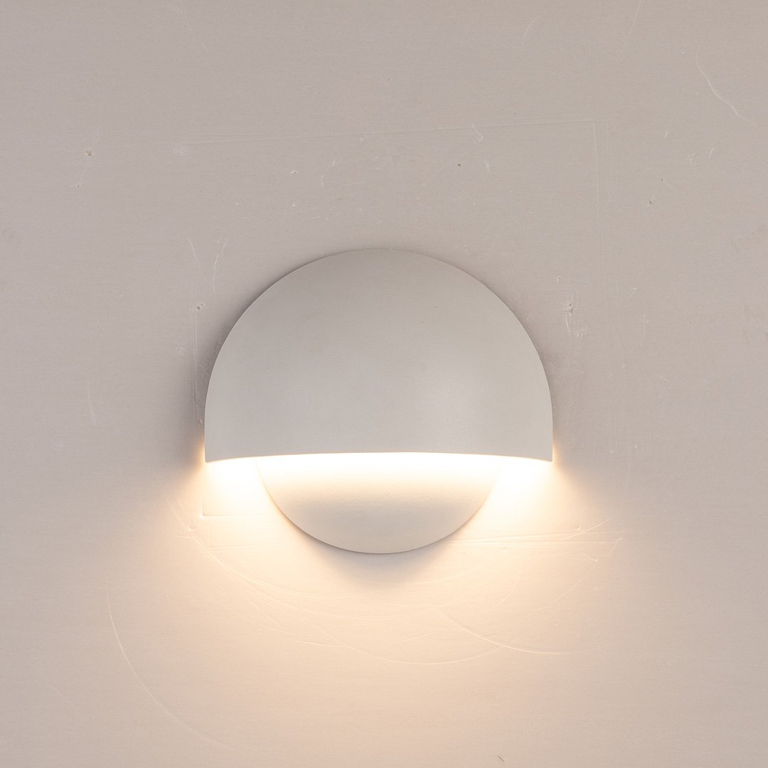 Luna LED Wall Light | Elegant Design, Indoor/Outdoor Use