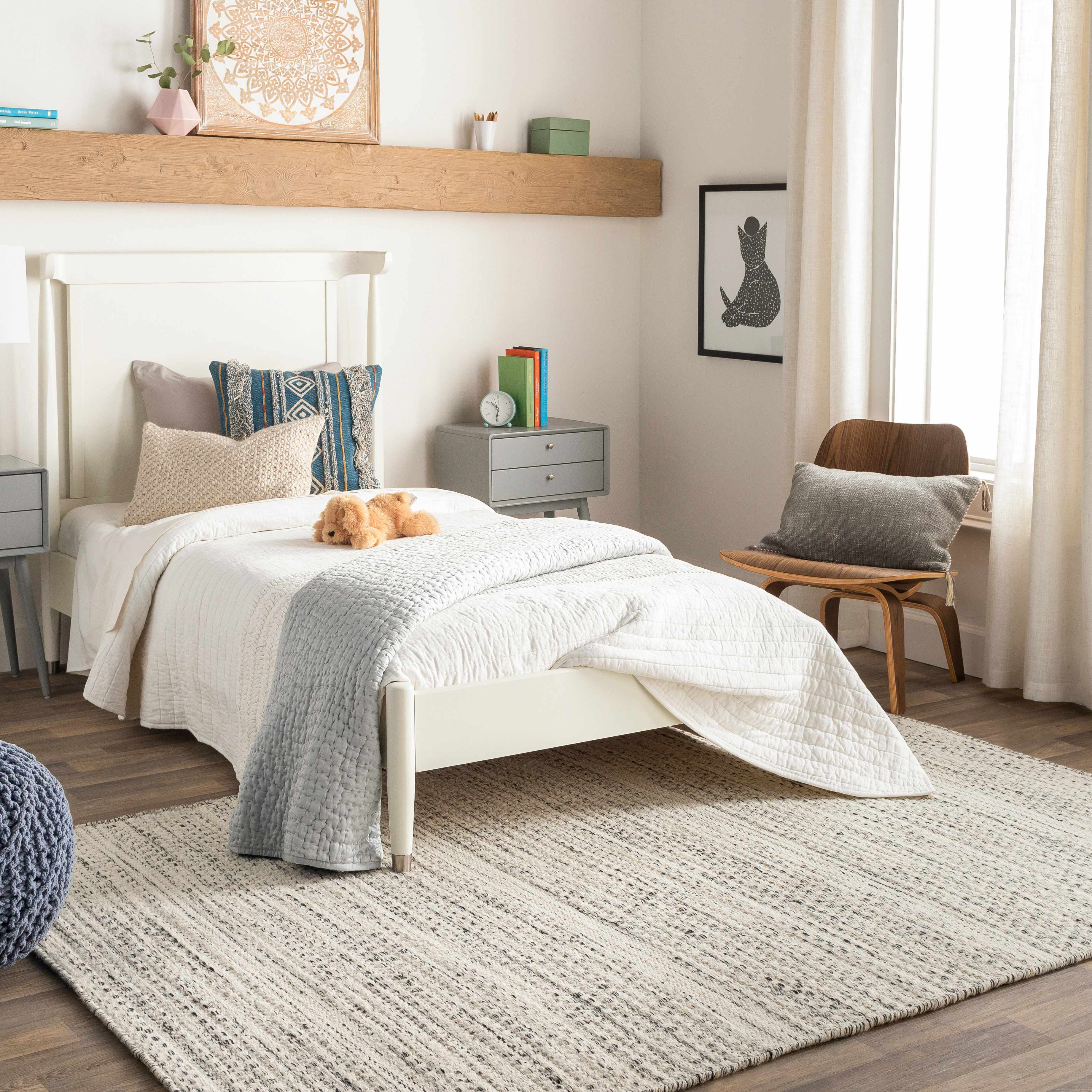 Wyla Wool Area Rug Hand Woven Medium Pile Cream Black