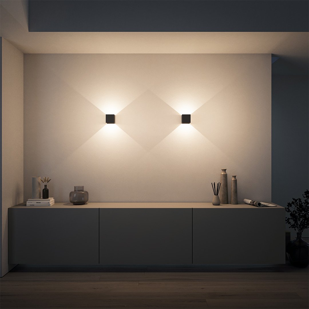 Xeno LED Wall Light | Adjustable Flaps, Warm White Light